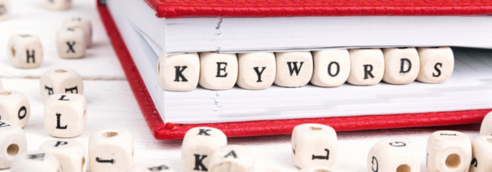 Utilisation des informations historiques de Google Keyword Planner pour identifier les sujets émergents et tendances