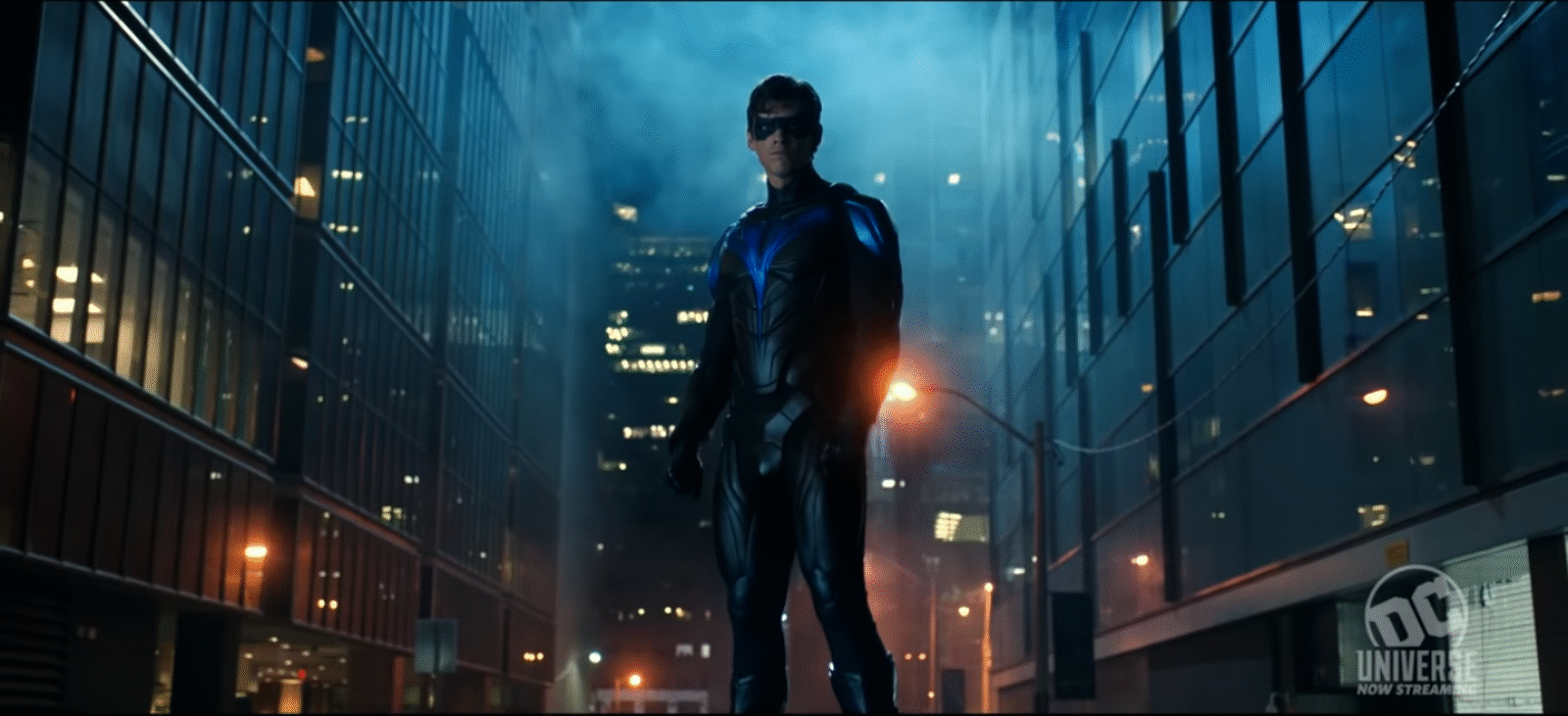 Titans Saison 3: Akiva Goldsman propose une mise à jour sur le tournage