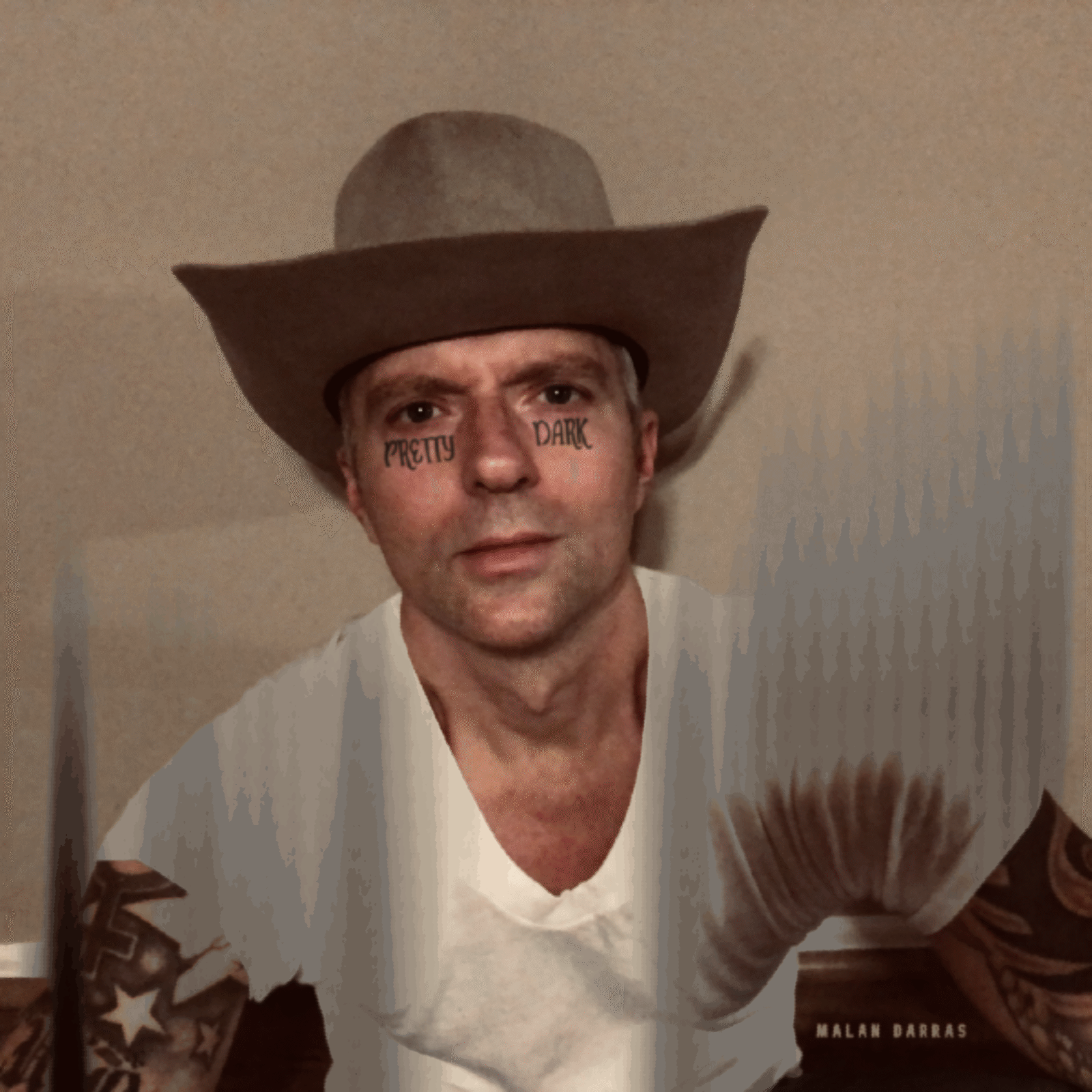 Nouvel EP ‘PRETTY DARK’ – Malan Darras