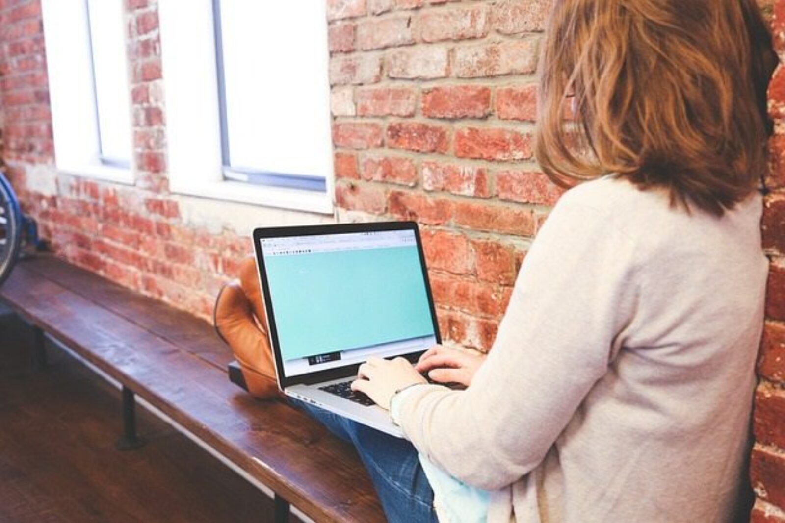 21 Chatgpt invite à trouver des opportunités cachées pour gagner 10 000 $ par mois à domicile
